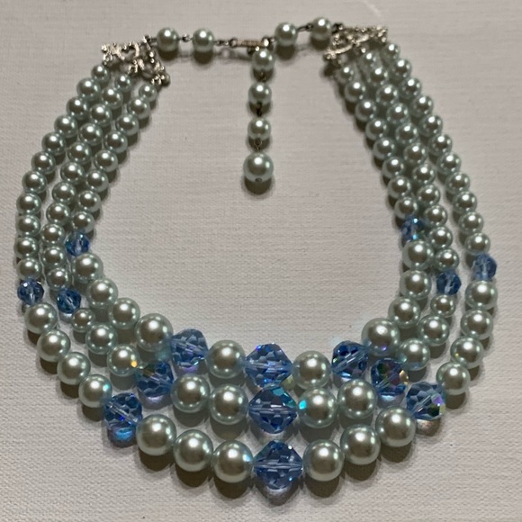 Vintage Laguna 3 Strand Necklace Hues of Blues - Picture 5 of 6